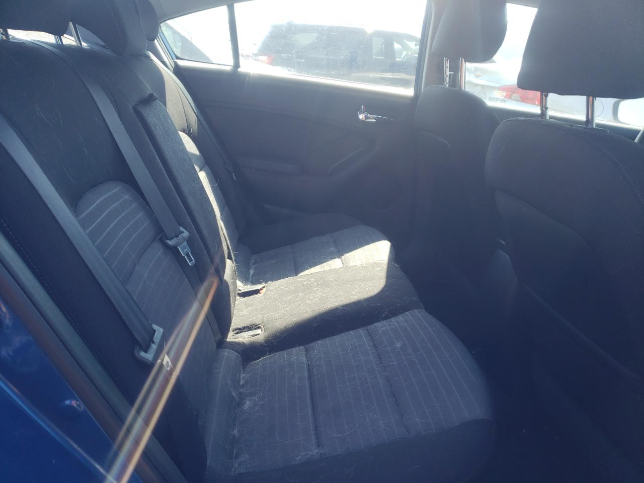 Photo 6 from auction – 2015 KIA FORTE EX with VIN KNAFX4A87F5316120
