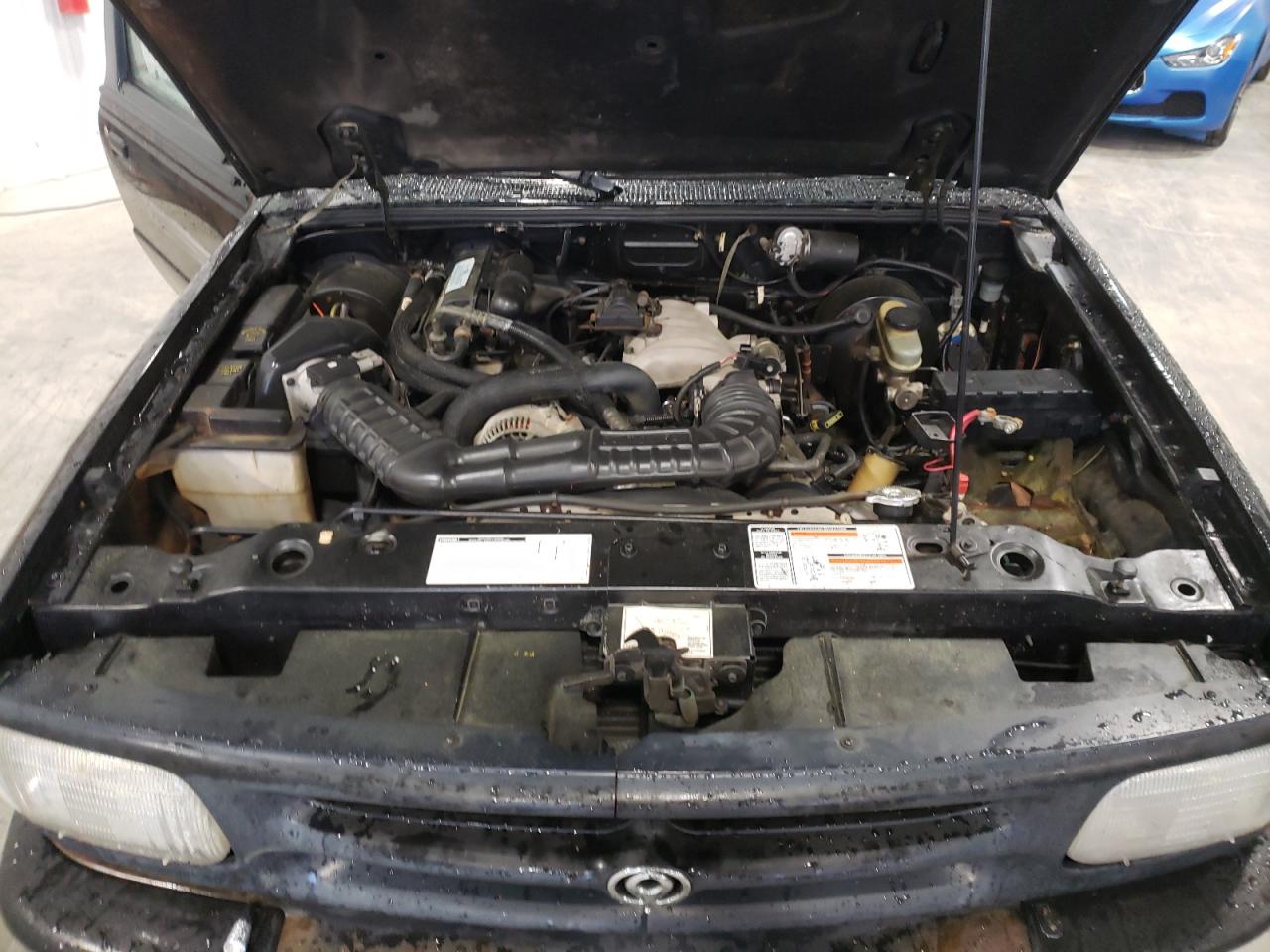 Photo 7 from auction – 1994 MAZDA B3000 CAB with VIN 4F4CR16U5RTM00285