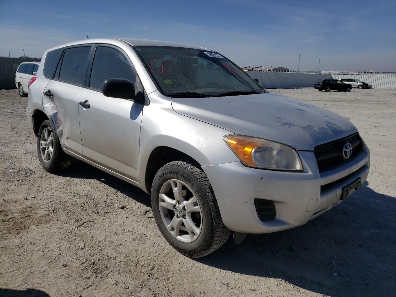 TOYOTA RAV4 2010 with VIN JTMBF4DV6AD028934 - Photo from auction
