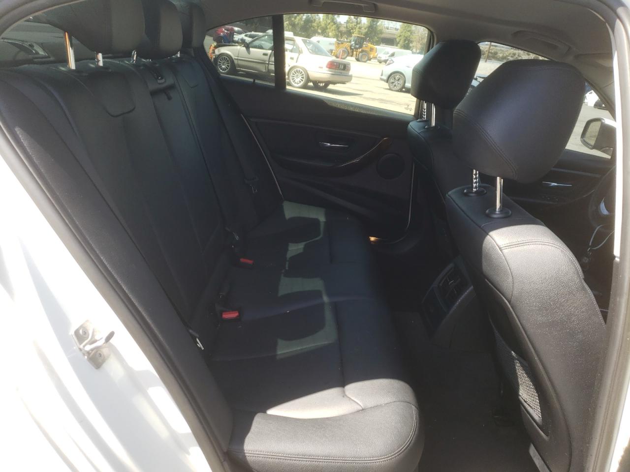 Photo 6 from auction – 2014 BMW 328 D with VIN WBA3D3C55EK153864