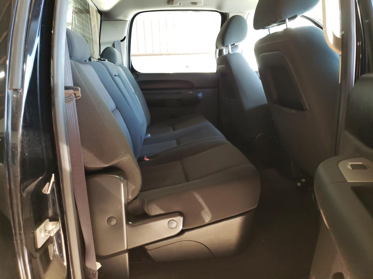 Photo 6 from auction – 2013 CHEVROLET SILVERADO with VIN 3GCPCSE0XDG101378