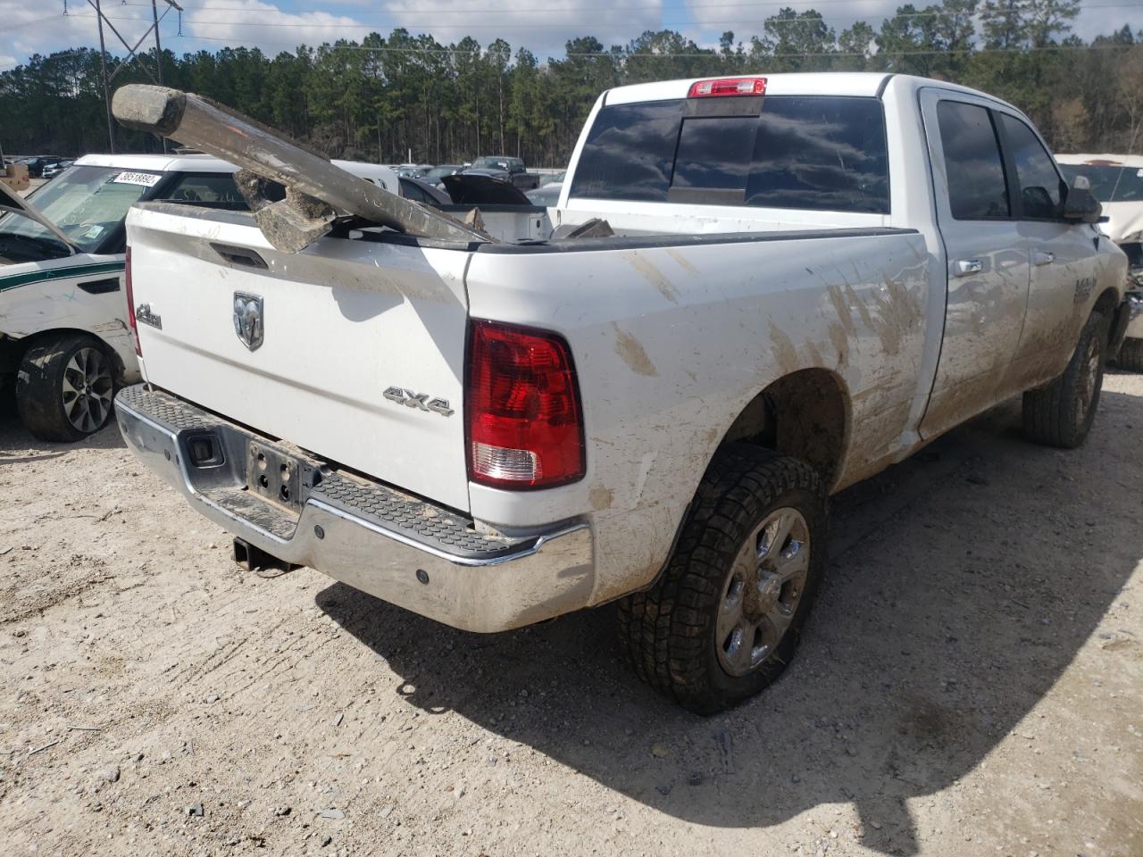 Photo 4 from auction – 2014 RAM 2500 SLT with VIN 3C6UR5DJ0EG202404