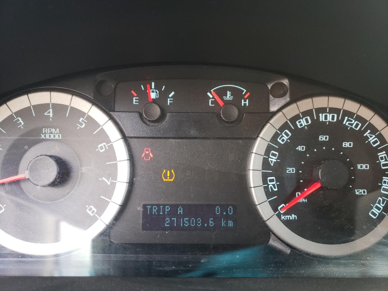 Photo 8 from auction – 2010 FORD ESCAPE XLT with VIN 1FMCU9DG6AKC69960