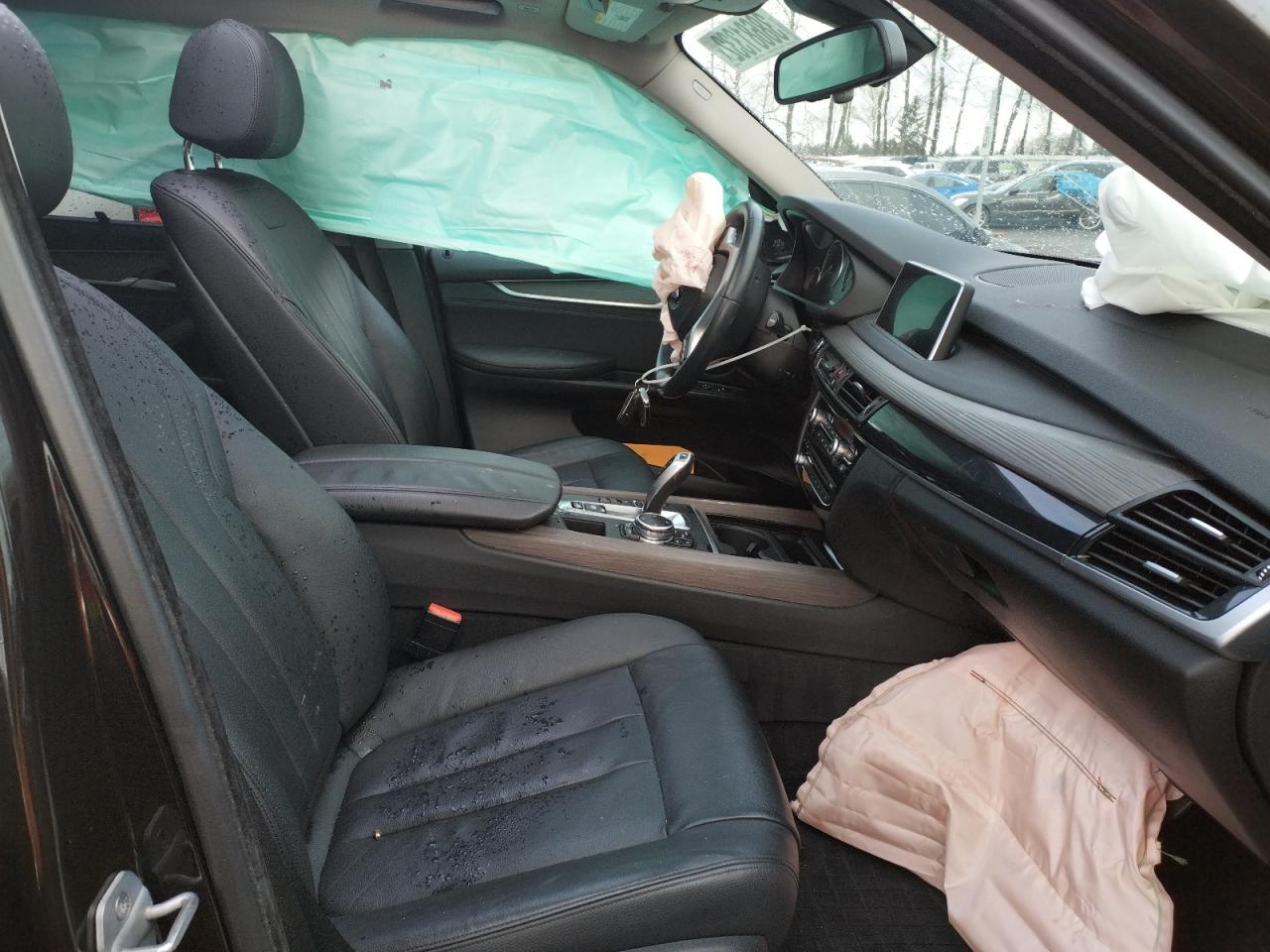 Photo 5 from auction – 2015 BMW X5 XDRIVE3 with VIN 5UXKR0C58F0K71692