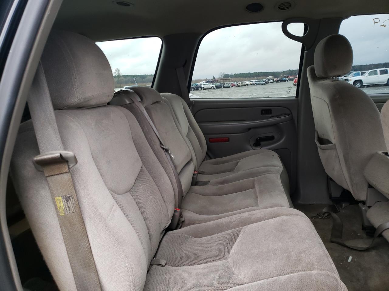 Photo 6 from auction – 2005 GMC YUKON with VIN 1GKEC13T65R207377