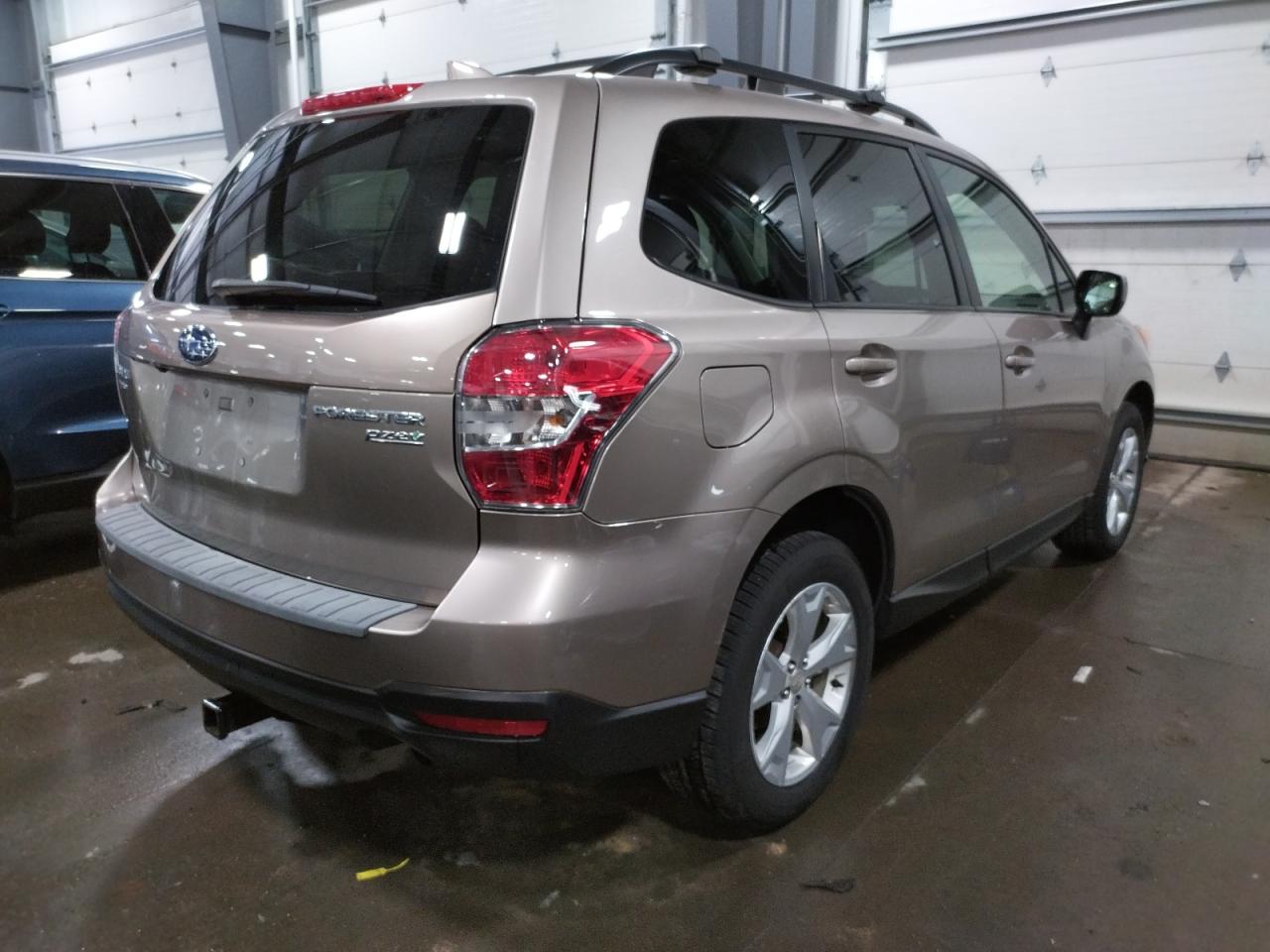 Photo 4 from auction – 2016 SUBARU FORESTER 2 with VIN JF2SJADCXGH498480