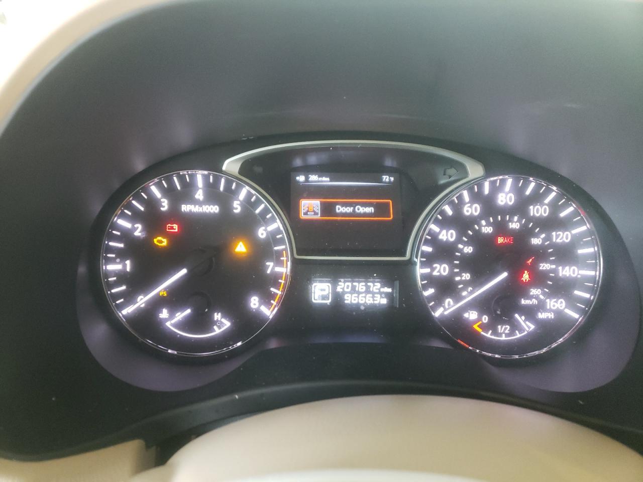 Photo 8 from auction – 2013 NISSAN PATHFINDER with VIN 5N1AR2MN4DC616649
