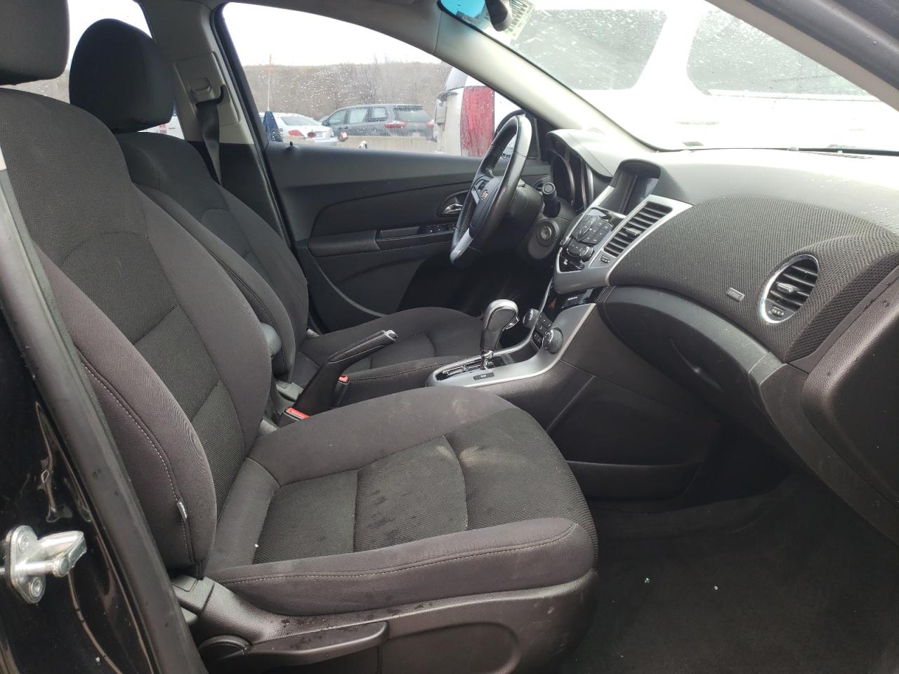 Photo 5 from auction – 2014 CHEVROLET CRUZE LT with VIN 1G1PC5SB3E7208544