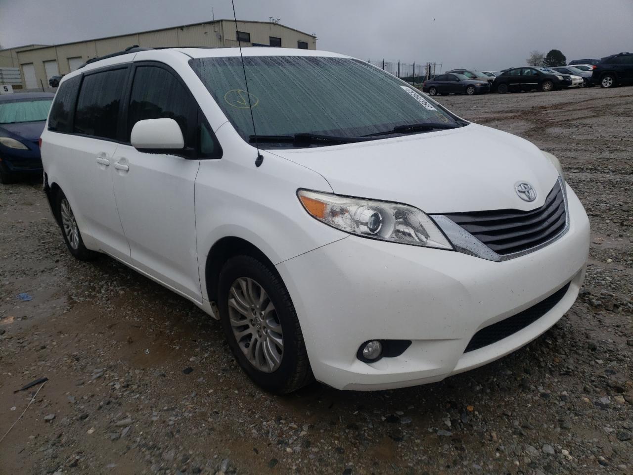 TOYOTA SIENNA XLE 2012 with VIN 5TDYK3DC7CS236147 - Photo from auction