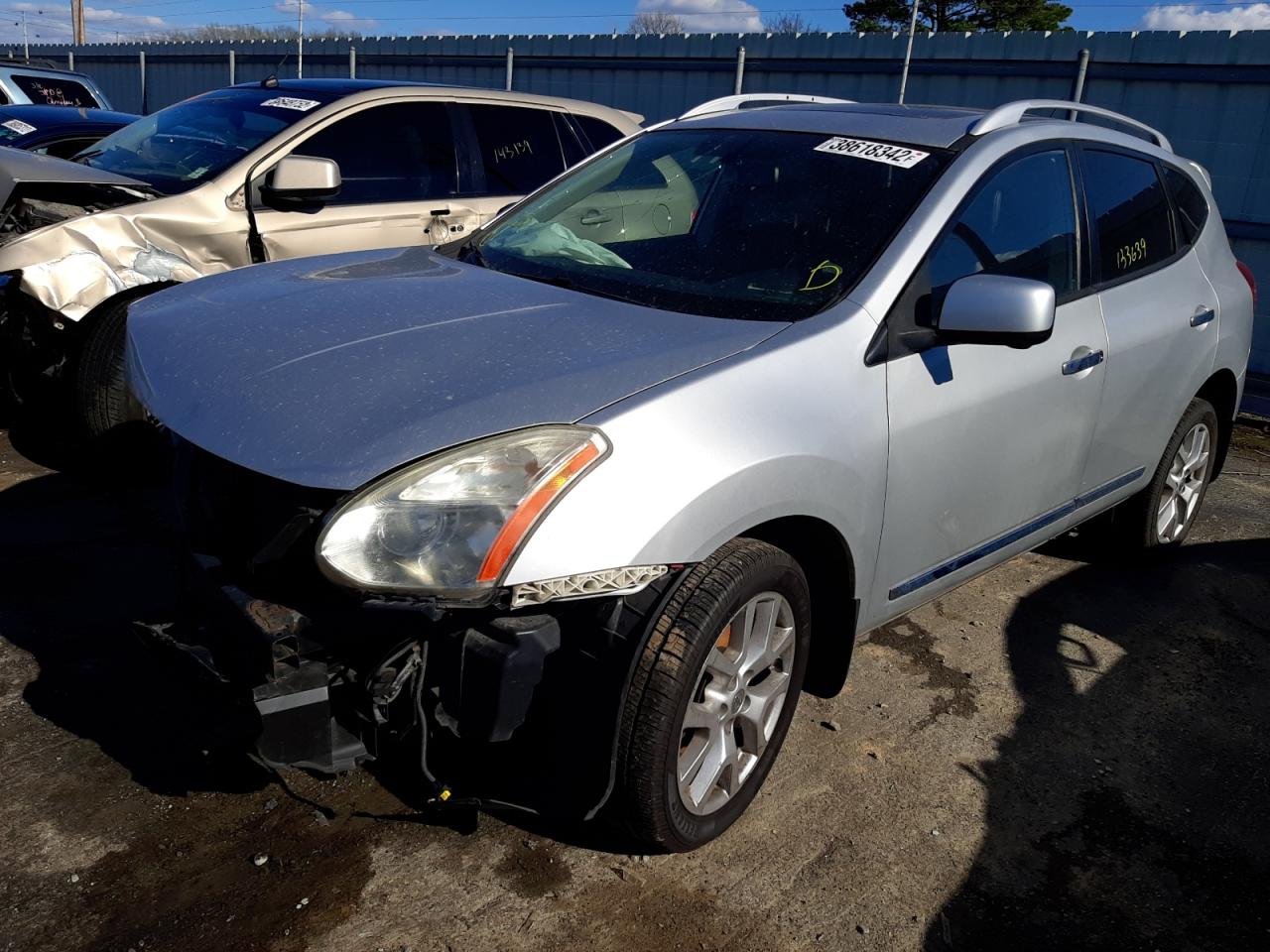 Photo 2 from auction – 2012 NISSAN ROGUE S with VIN JN8AS5MV2CW413612