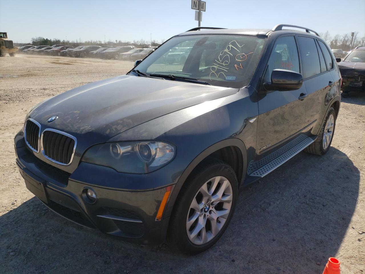 Photo 2 from auction – 2011 BMW X5 XDRIVE3 with VIN 5UXZV4C56BL410468