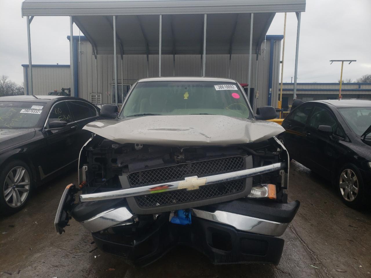 Photo 9 from auction – 2003 CHEVROLET SILVERADO with VIN 2GCEC19T031101578