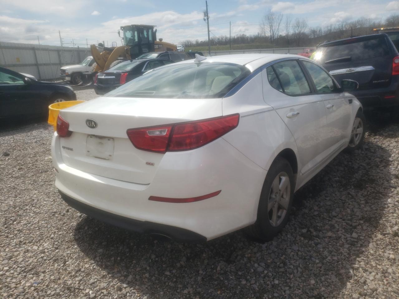 Photo 4 from auction – 2015 KIA OPTIMA LX with VIN KNAGM4A7XF5577326