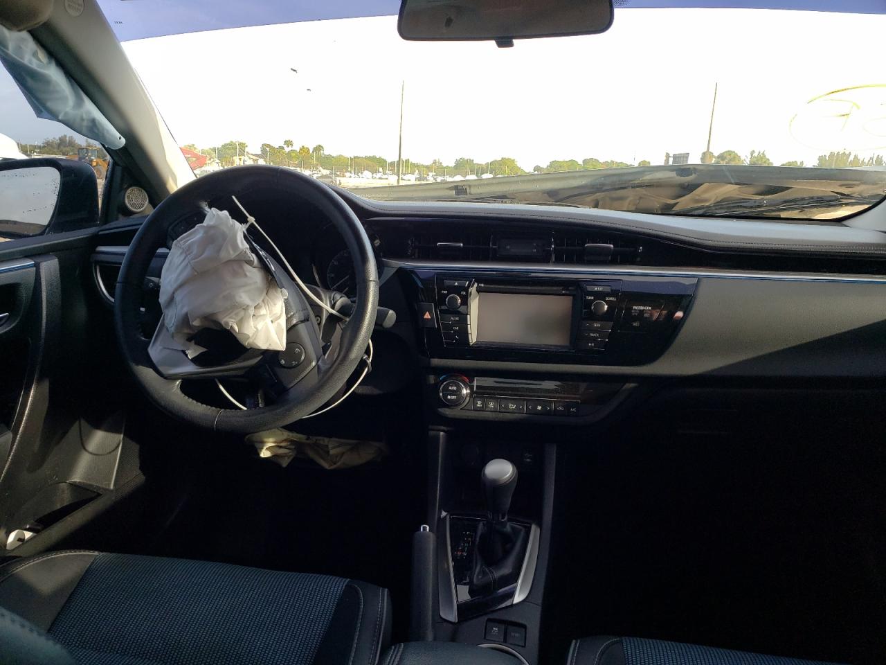 Photo 9 from auction – 2015 TOYOTA COROLLA L with VIN 2T1BURHE2FC369605