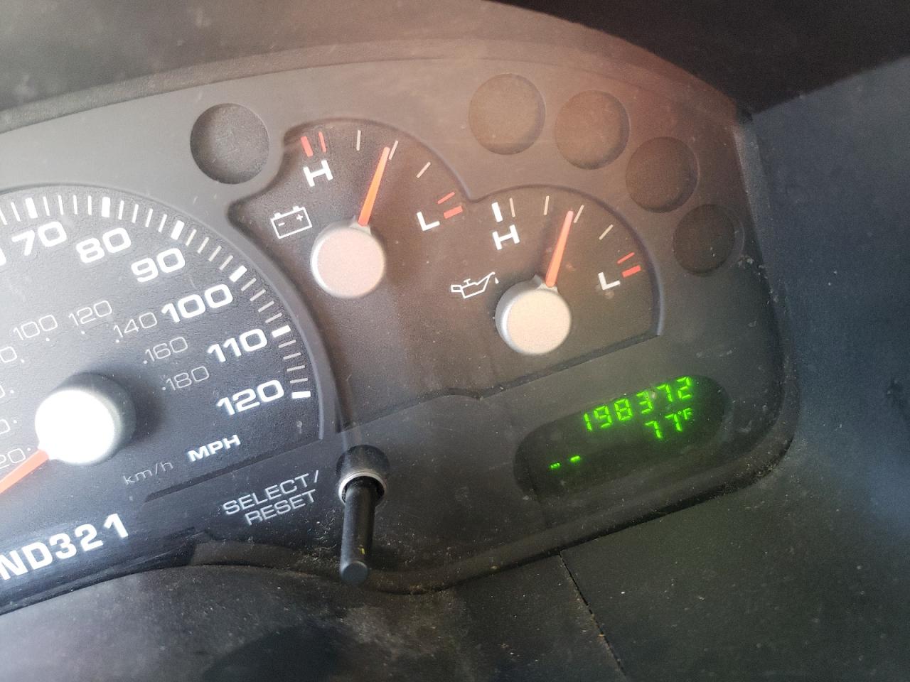 صورة رقم 8 من المزاد - 2004 FORD EXPLORER X مع VIN 1FMZU73KX4ZA78638