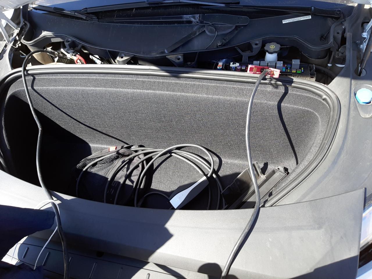 Photo 7 from auction – 2016 TESLA MODEL X with VIN 5YJXCBE21GF034312