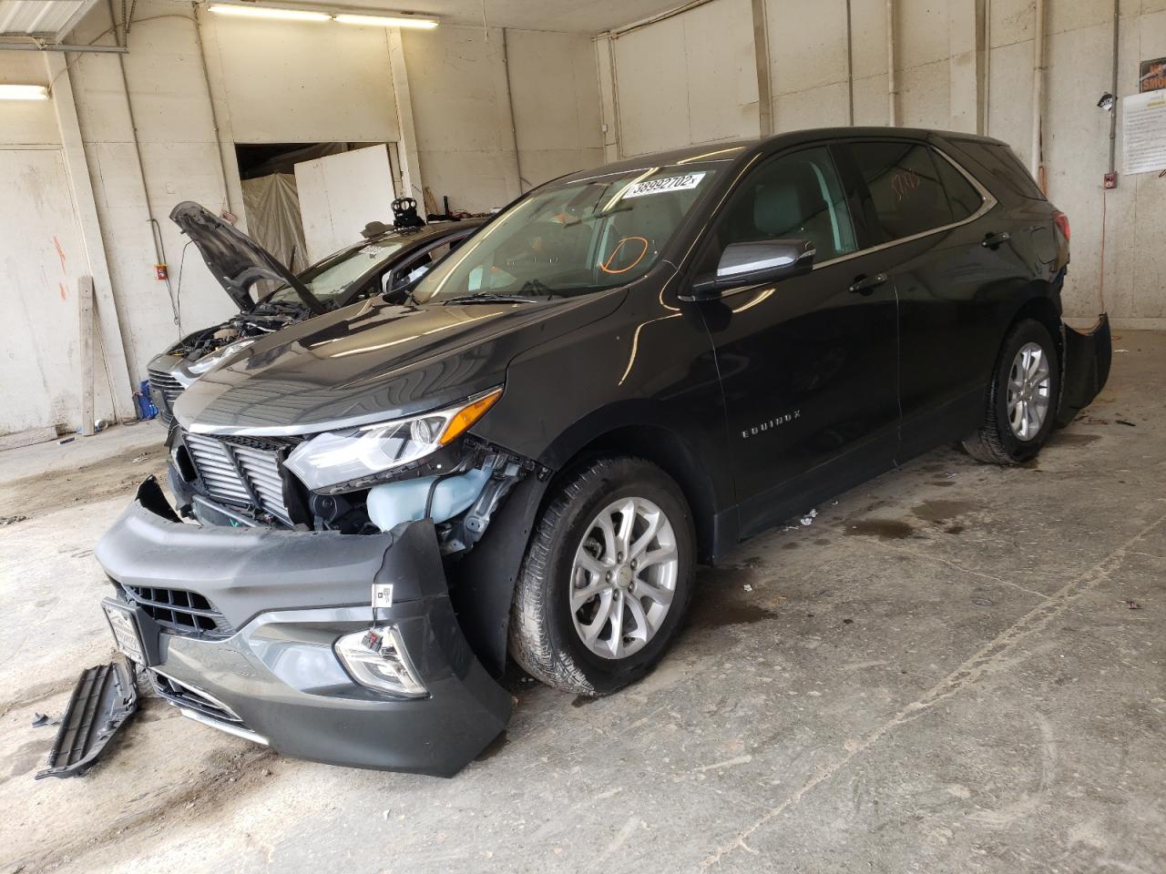 Photo 2 from auction – 2018 CHEVROLET EQUINOX LT with VIN 3GNAXJEV1JL291498