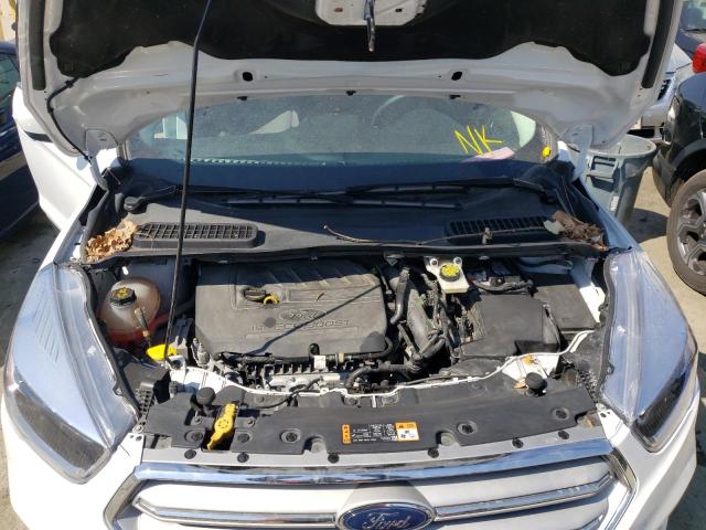 Photo 7 from auction – 2018 FORD ESCAPE SE with VIN 1FMCU9GD9JUC84118