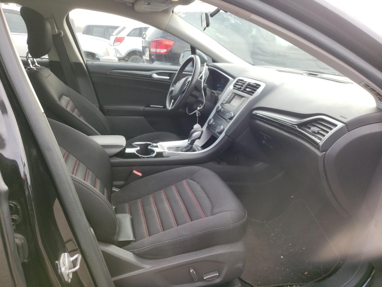 Photo 5 from auction – 2015 FORD FUSION SE with VIN 1FA6P0HD5F5101405