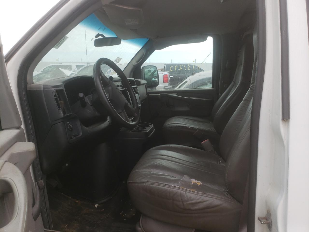 Photo 5 from auction – 2007 CHEVROLET EXPRESS with VIN 1GCFG15X641183566