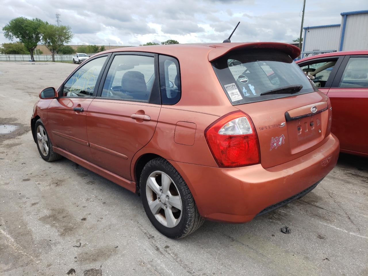 Photo 3 from auction – 2008 KIA SPECTRA5 5 with VIN KNAFE161485019230