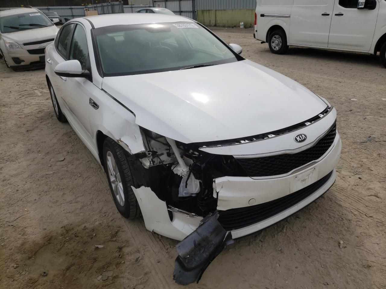 Photo 1 from auction – 2017 KIA OPTIMA LX with VIN KNAGT4L3XH5182949