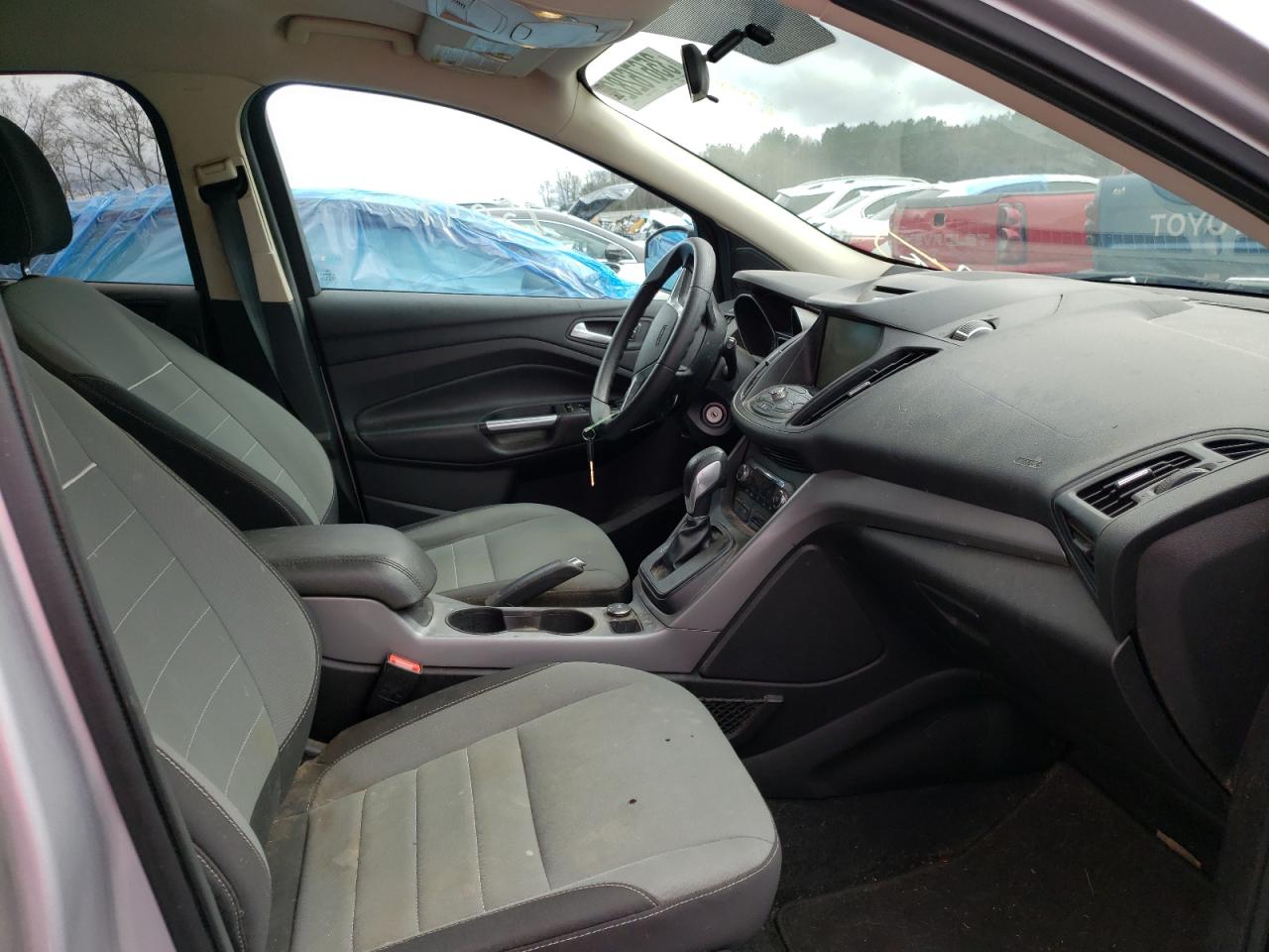 Photo 5 from auction – 2015 FORD ESCAPE SE with VIN 1FMCU0GX4FUB13869