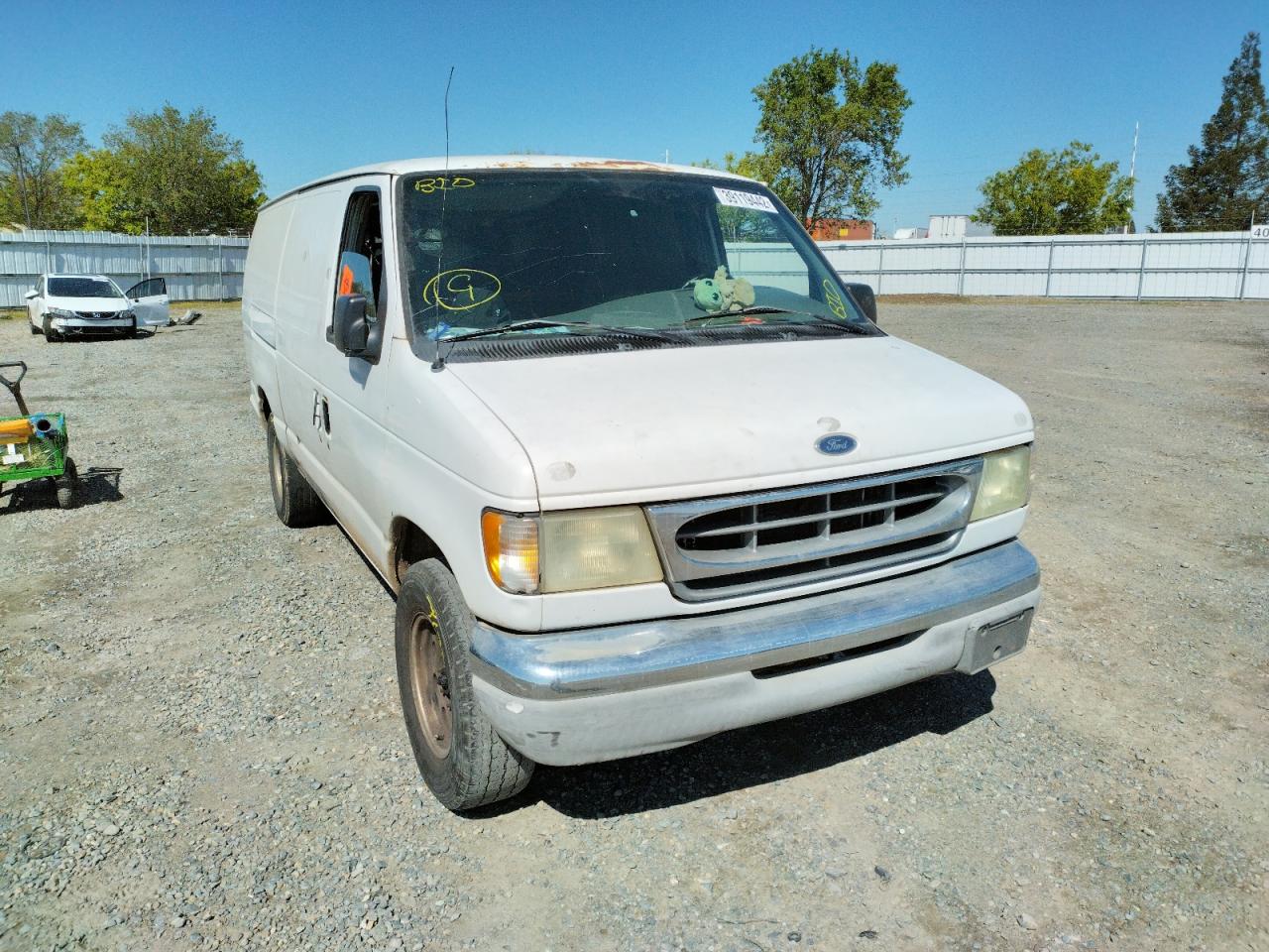 FORD ECONOLINE 2000 с VIN 1FTNS24LXYHA96037 - Фото с аукциона