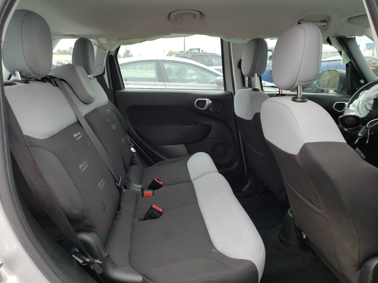 Photo 6 from auction – 2015 FIAT 500L POP with VIN ZFBCFAAH9FZ032605