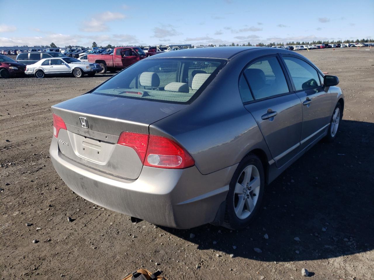 Photo 4 from auction – 2007 HONDA CIVIC EX with VIN 1HGFA16847L034253