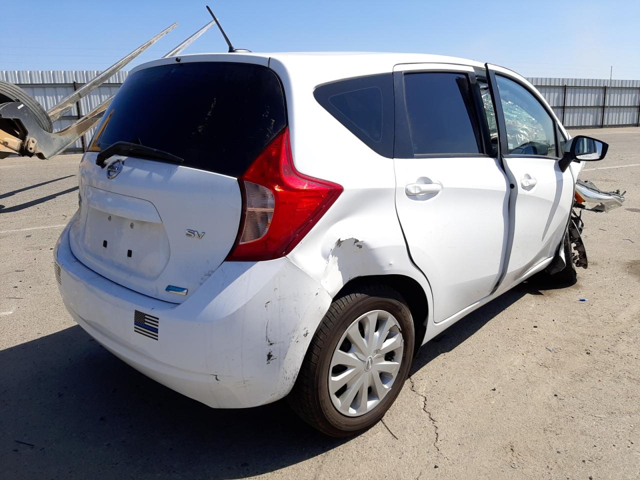 Photo 4 from auction – 2016 NISSAN VERSA NOTE with VIN 3N1CE2CP6GL354253