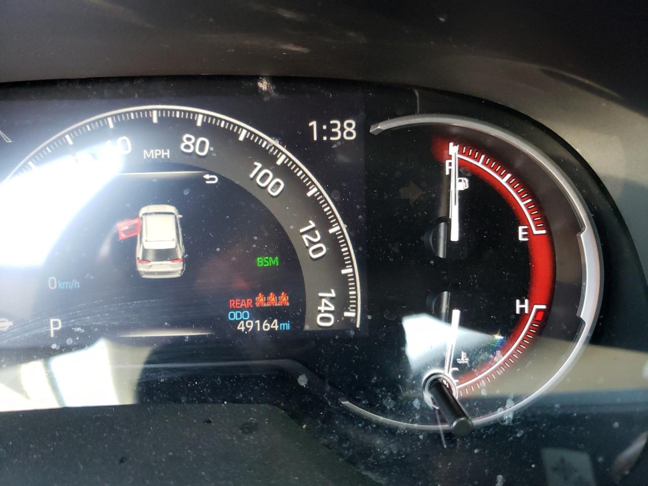 Photo 8 from auction – 2019 TOYOTA RAV4 LIMIT with VIN 2T3N1RFV0KW082028