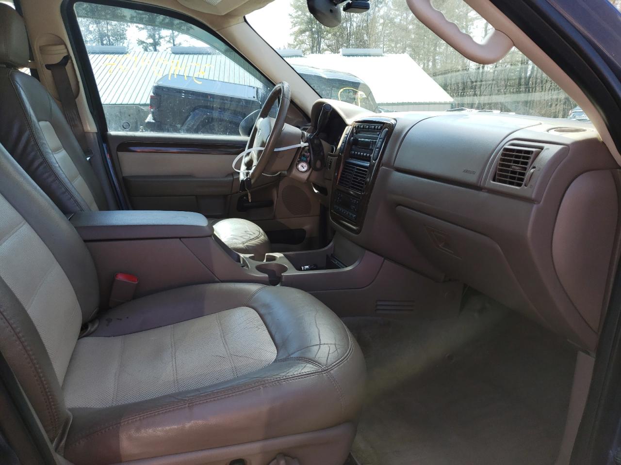 Photo 5 from auction – 2004 FORD EXPLORER E with VIN 1FMZU74W44ZA69953