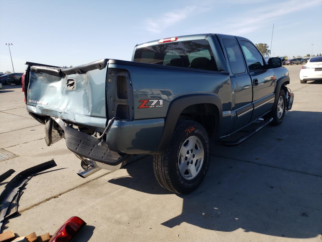 Photo 4 from auction – 2006 CHEVROLET SILVERADO with VIN 1GCEK19TX6Z175461