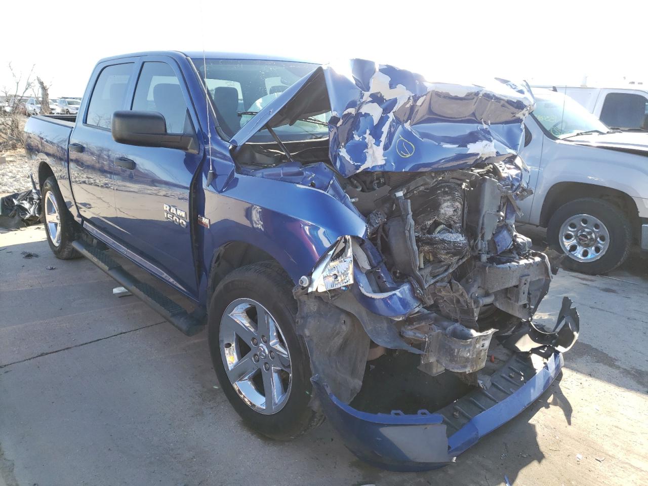DODGE RAM 1500 2015 con VIN 1C6RR6KT3FS779633 - Foto de la subasta