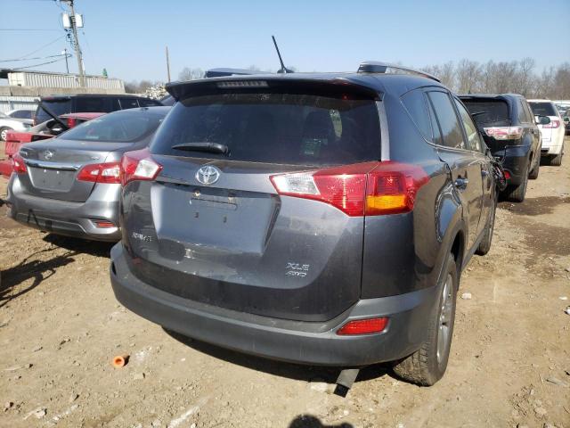 Photo 4 from auction – 2015 TOYOTA RAV4 XLE with VIN JTMRFREV8FD158196