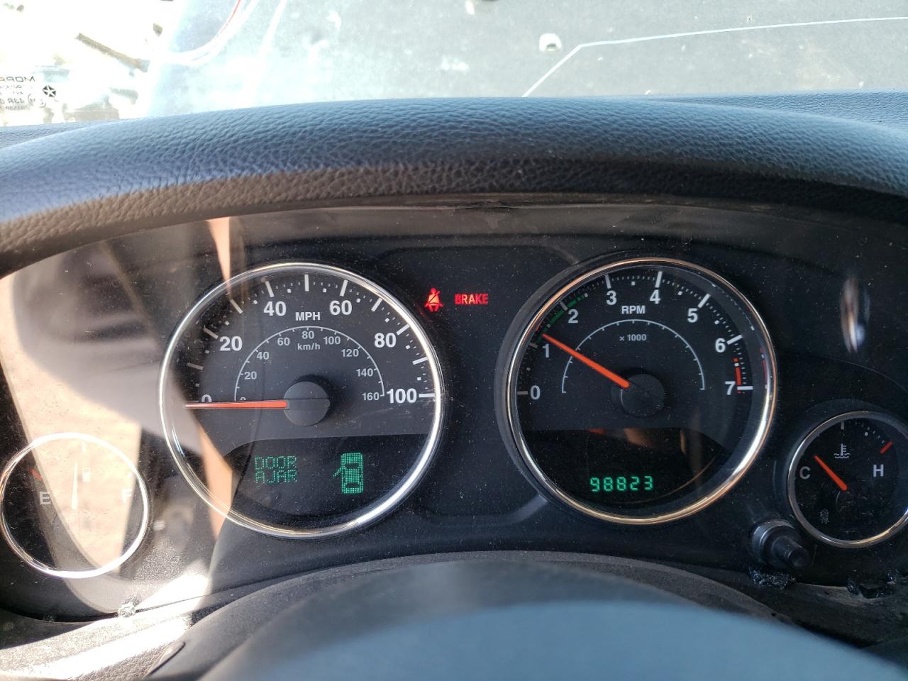 Photo 8 from auction – 2014 JEEP WRANGLER U with VIN 1C4HJWEG4EL167315