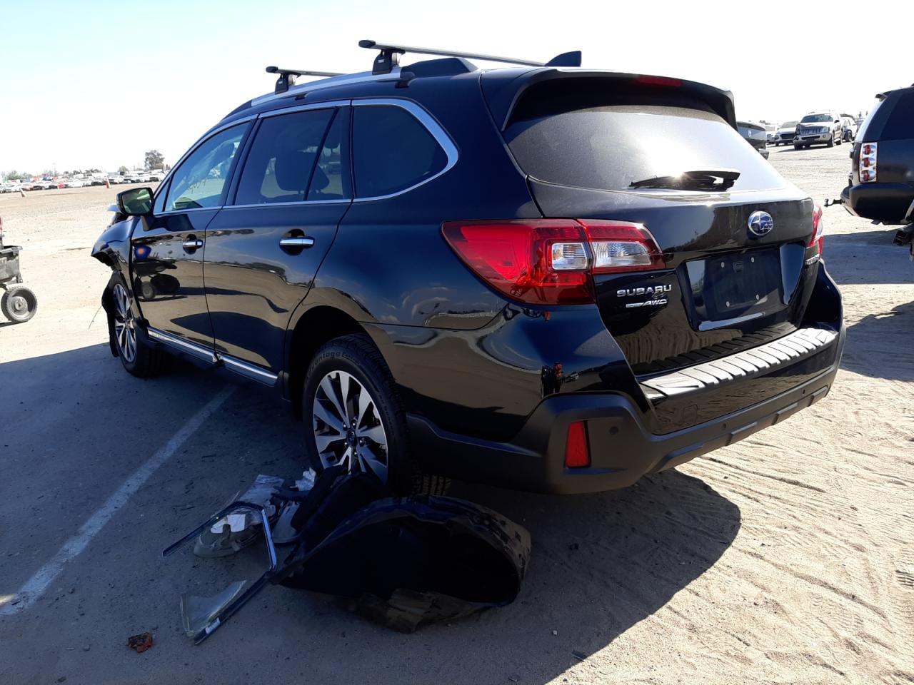 Photo 3 from auction – 2018 SUBARU OUTBACK TO with VIN 4S4BSATC5J3324362