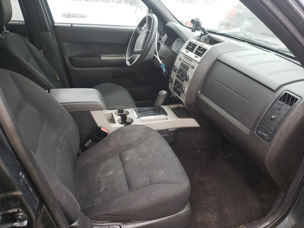 Photo 5 from auction – 2008 FORD ESCAPE XLT with VIN 1FMCU93118KC64298