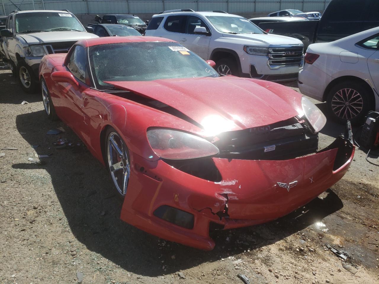 CHEVROLET CORVETTE 2005 with VIN 1G1YY24U455124828 - Photo from auction