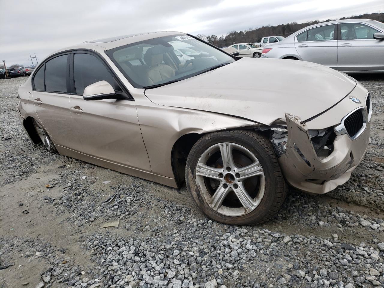 Photo 9 from auction – 2013 BMW 328 I with VIN WBA3A5C51DJ462367