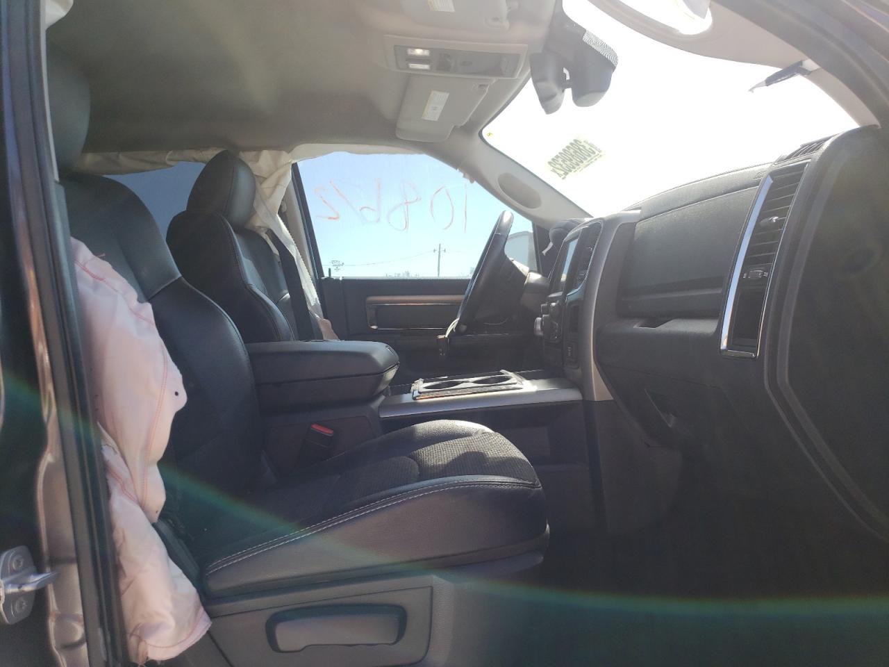 Photo 5 from auction – 2015 RAM 1500 SPORT with VIN 1C6RR7MT6FS746452