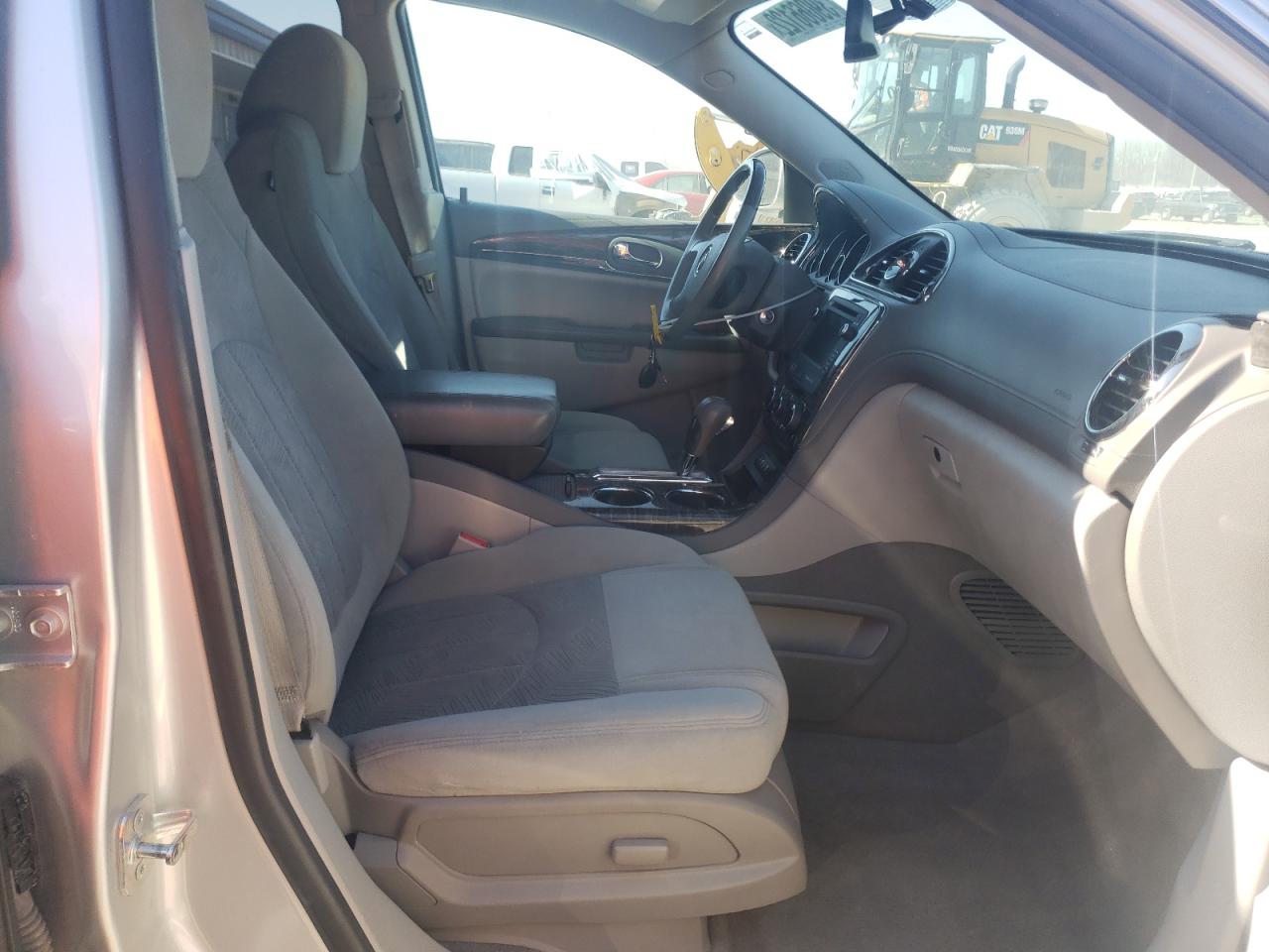 Photo 5 from auction – 2013 BUICK ENCLAVE with VIN 5GAKRBKD2DJ266356