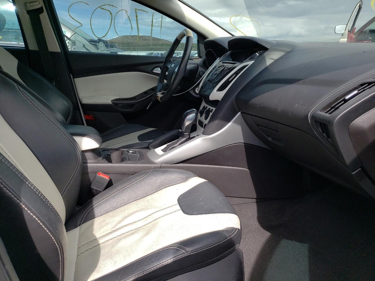 Photo 5 from auction – 2014 FORD FOCUS SE with VIN 1FADP3F27EL456015