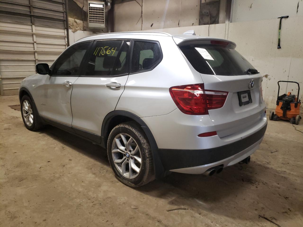 Photo 3 from auction – 2011 BMW X3 XDRIVE3 with VIN 5UXWX7C52BL730210