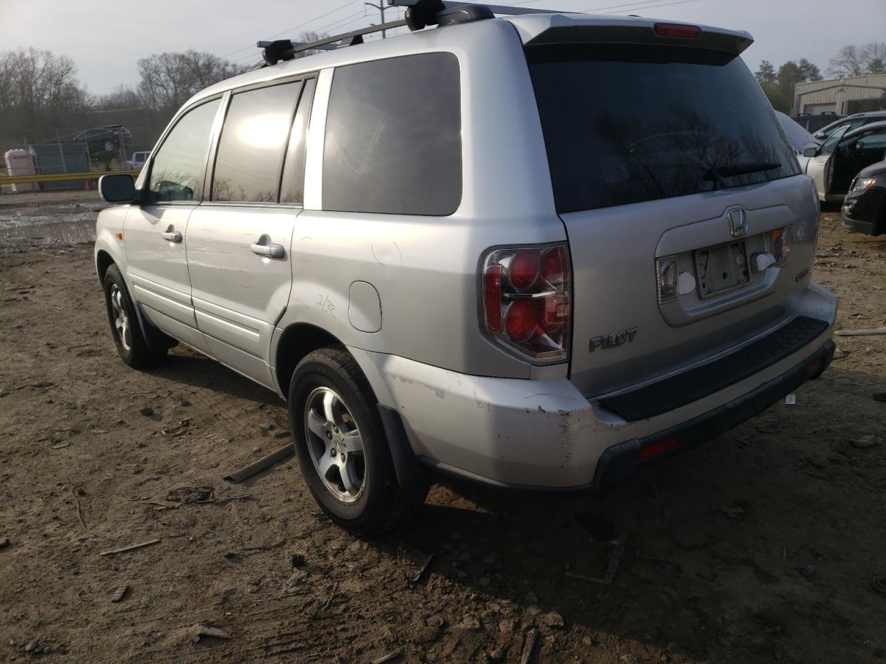 Photo 3 from auction – 2006 HONDA PILOT EX with VIN 5FNYF18756B024958