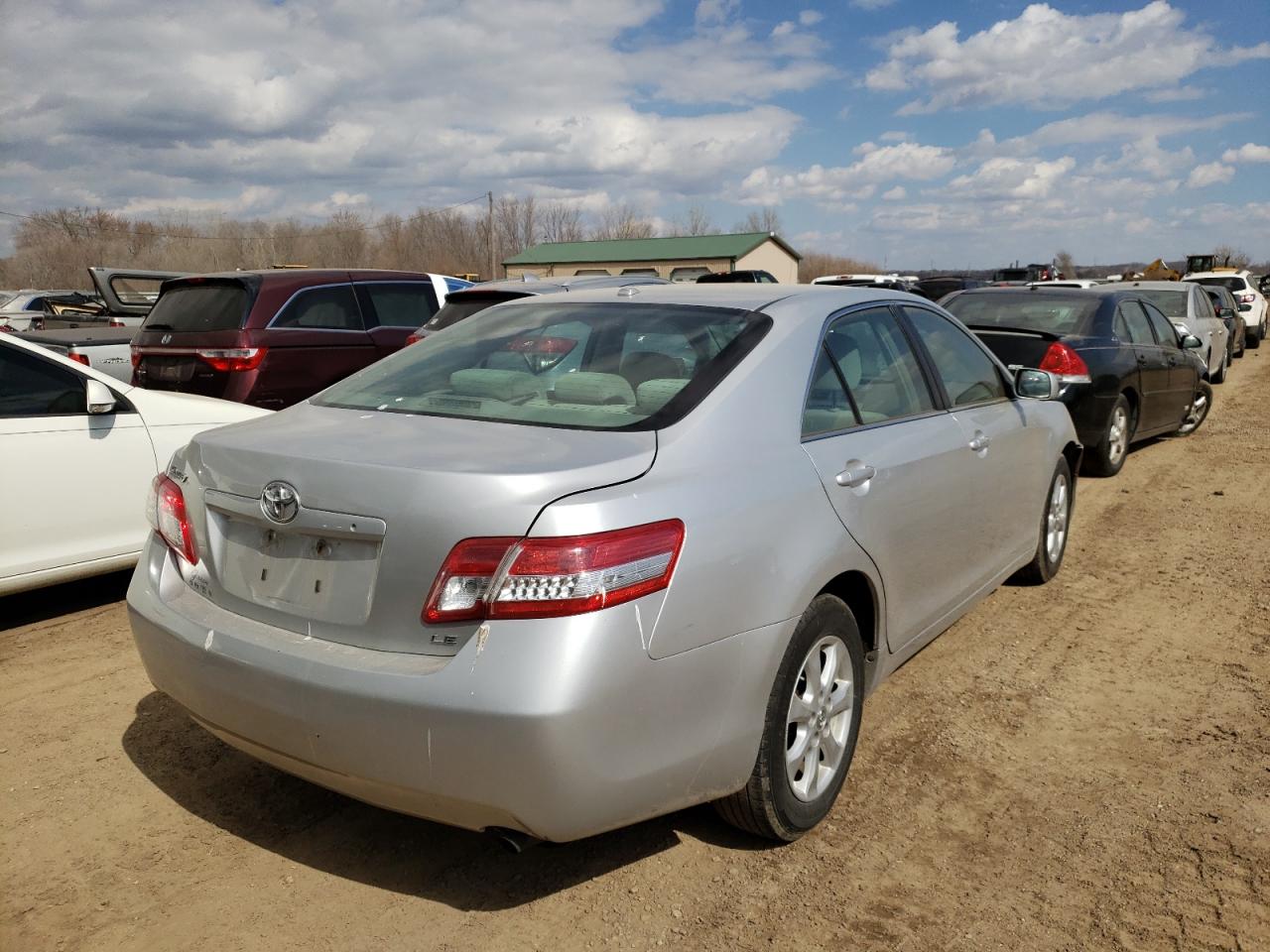 Фото 4 с аукциона – 2011 TOYOTA CAMRY BASE с VIN 4T4BF3EK5BR115533