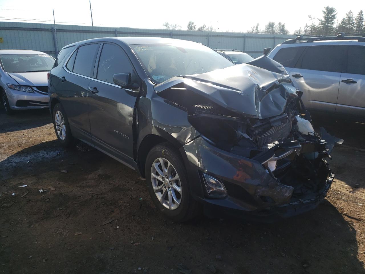 CHEVROLET EQUINOX LT 2018 with VIN 2GNAXSEV4J6203747 - Photo from auction