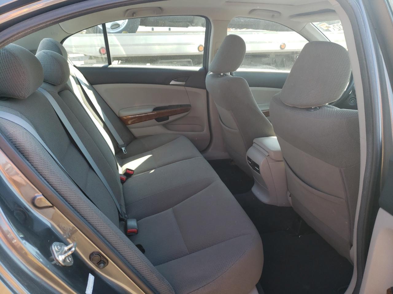 Photo 6 from auction – 2012 HONDA ACCORD EX with VIN 1HGCP2F73CA013690