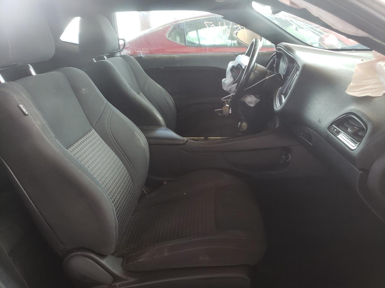 Photo 5 from auction – 2016 DODGE CHALLENGER with VIN 2C3CDZAG6GH176921